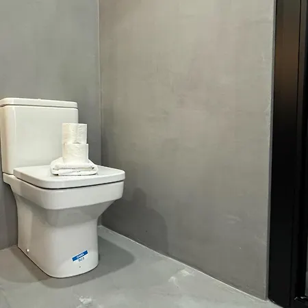 Deanes Califa Апартаменты *